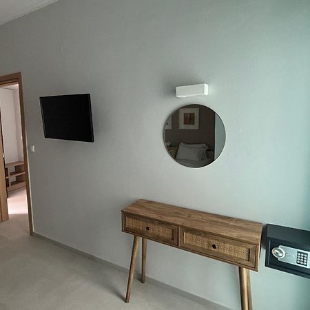 Ninemia Beach Hotel & Suites Agia Marina Eksteriør billede